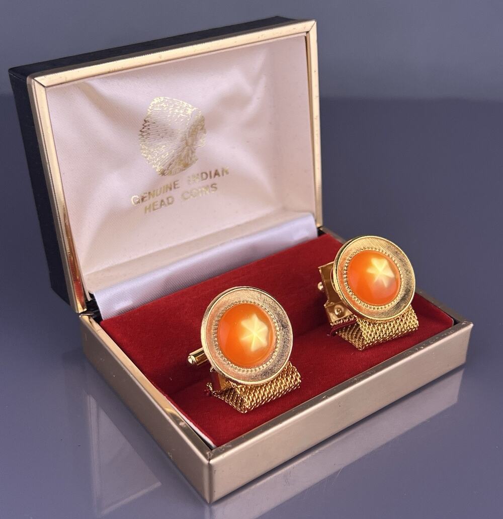 Orange Star Cabochon Wrap Around Cufflinks Gold Tone Florentine Round NOS VTG